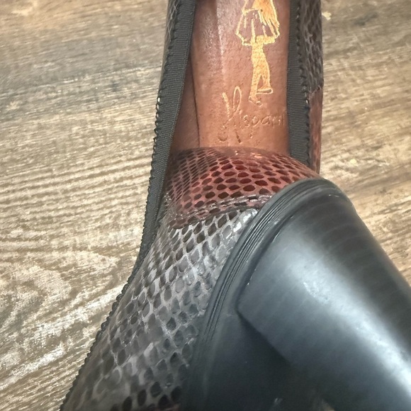 Hispanitas size 40 (9.5) worn once Chic Snakeskin Patterned Heels - Picture 10 of 11